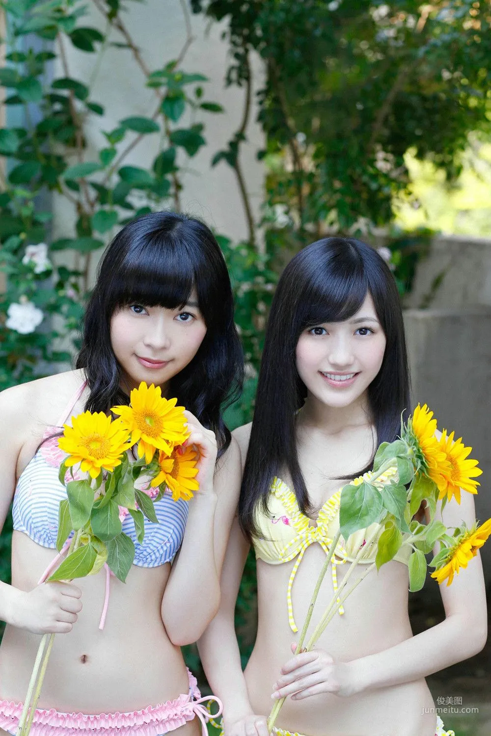 Mayu Watanabe / Rino Sashihara, The Strongest Two Top in History Photo Set [YS Web] Vol.614 photo 50