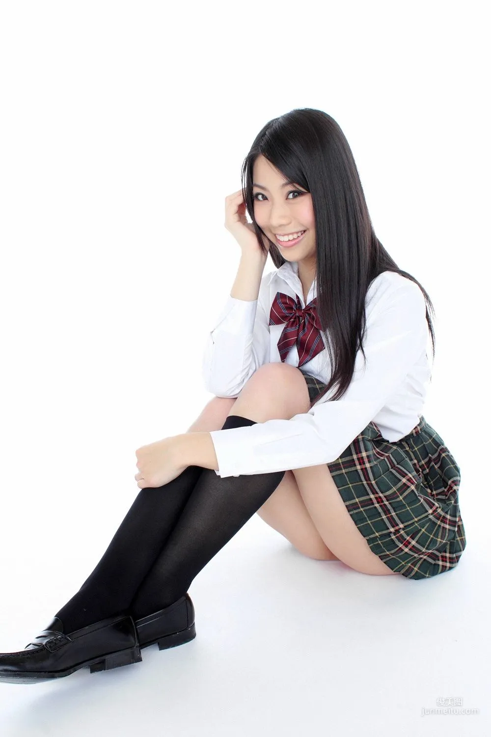 Fumina Suzuki, H-Cup Gravure Queen Enrolls! Photo Set [YS Web] Vol.395 photo 5