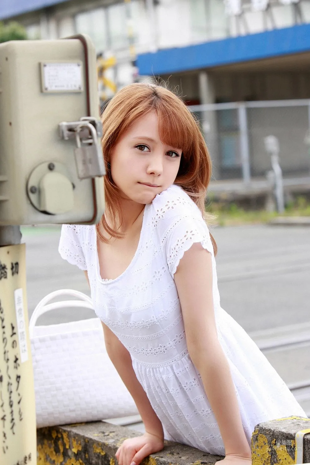 特林德爾・玲奈/トリンドル玲奈《甘～ぃ果実》寫真集 [YS Web] Vol.511 3