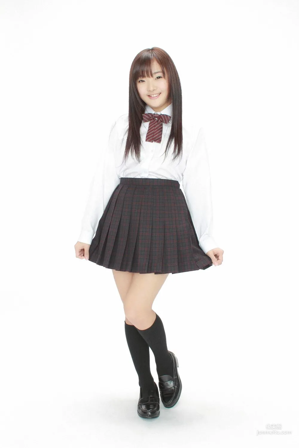 愛沢新菜《ちっちゃおっきい美少女入学！》写真集 [YS Web] Vol.5511
