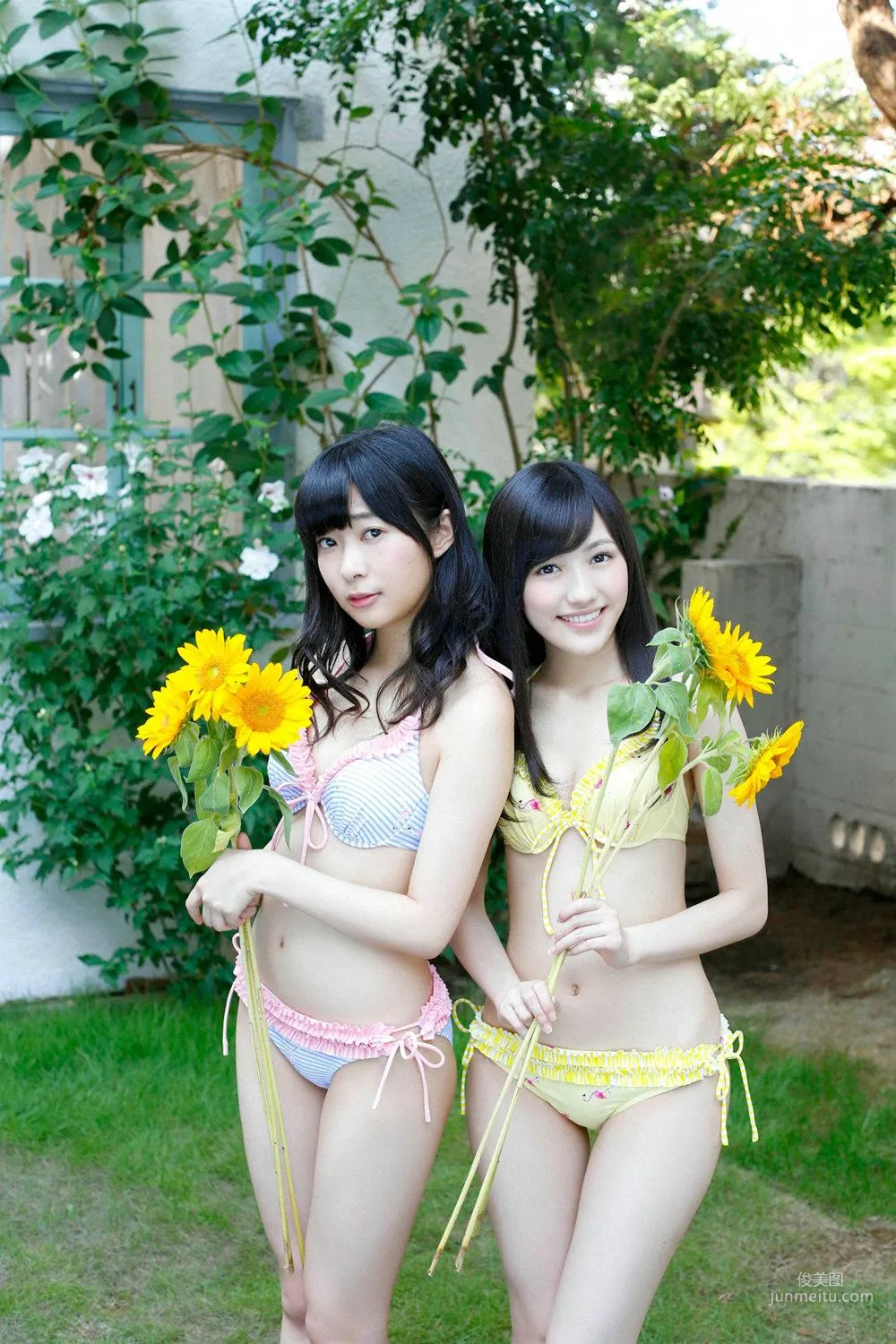 Mayu Watanabe / Rino Sashihara, The Strongest Two Top in History Photo Set [YS Web] Vol.614 photo 49