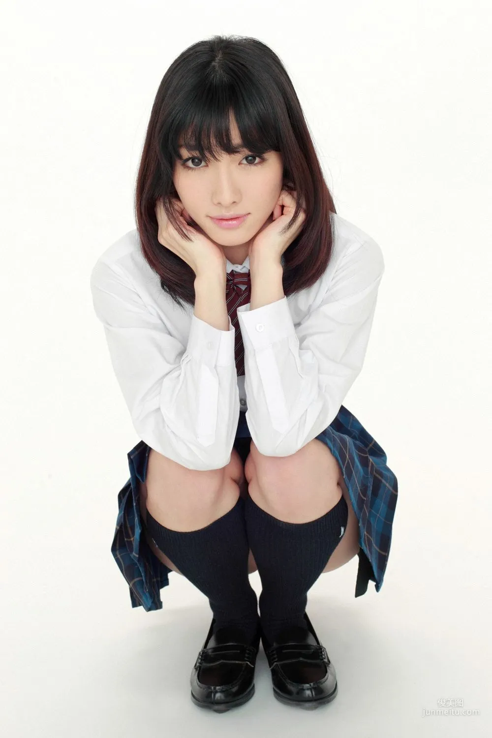 今野杏南《純情あらわ。Fカップ入學!》寫真集 [YS Web] Vol.479 5