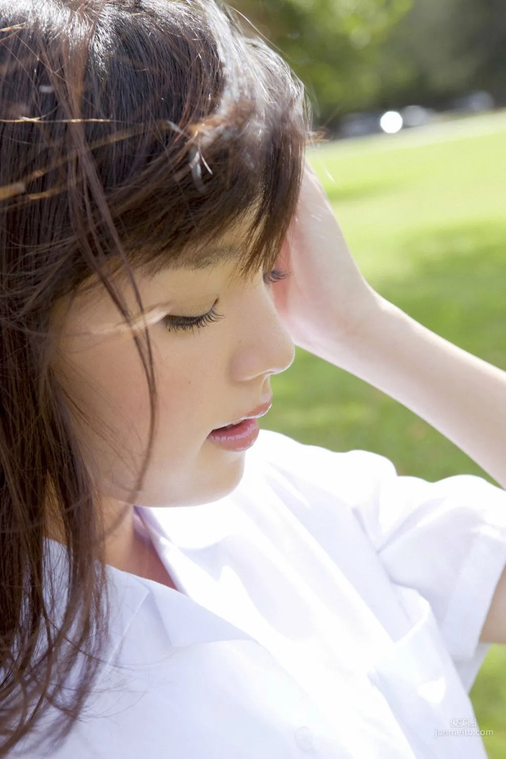 Ai Shinozaki, Rabutan and Summer Vacation Photo Set [YS Web] Vol.413 photo 21
