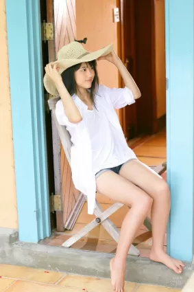 有村架純《夏あそぴ.水あそぴ》寫真集 [YS Web] Vol.523