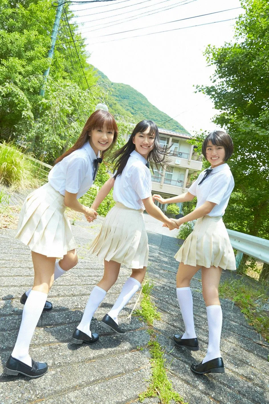 X21 Next Generation Unit X21, Fall in Love with a Beautiful Girl Summer Photo Set [YS Web] Vol.611 photo 1