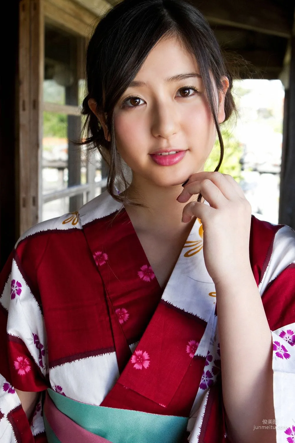 Yuri Murakami 'Ripened... Midsummer Fruit!' Photo Set [YS Web] Vol.561 photo 6