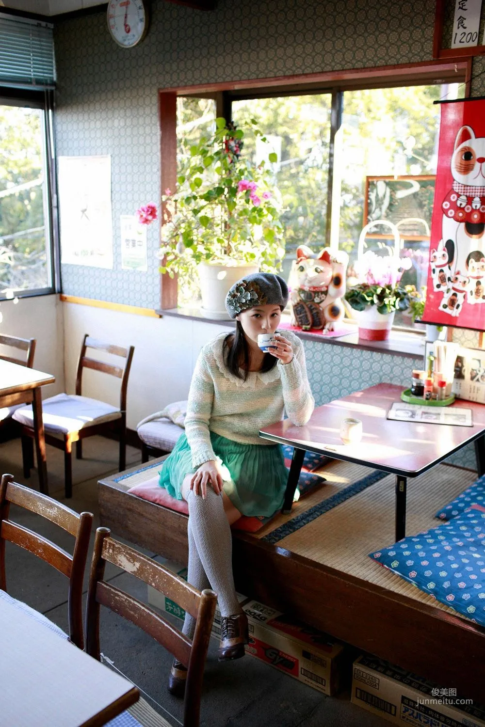 小池里奈《卒業～お藏だし秘藏カシト～》写真集 [YS Web] Vol.5008