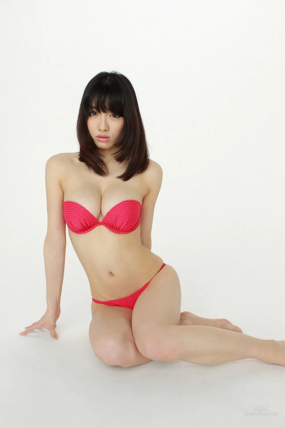 今野杏南《純情あらわ。Fカップ入學!》寫真集 [YS Web] Vol.479 35