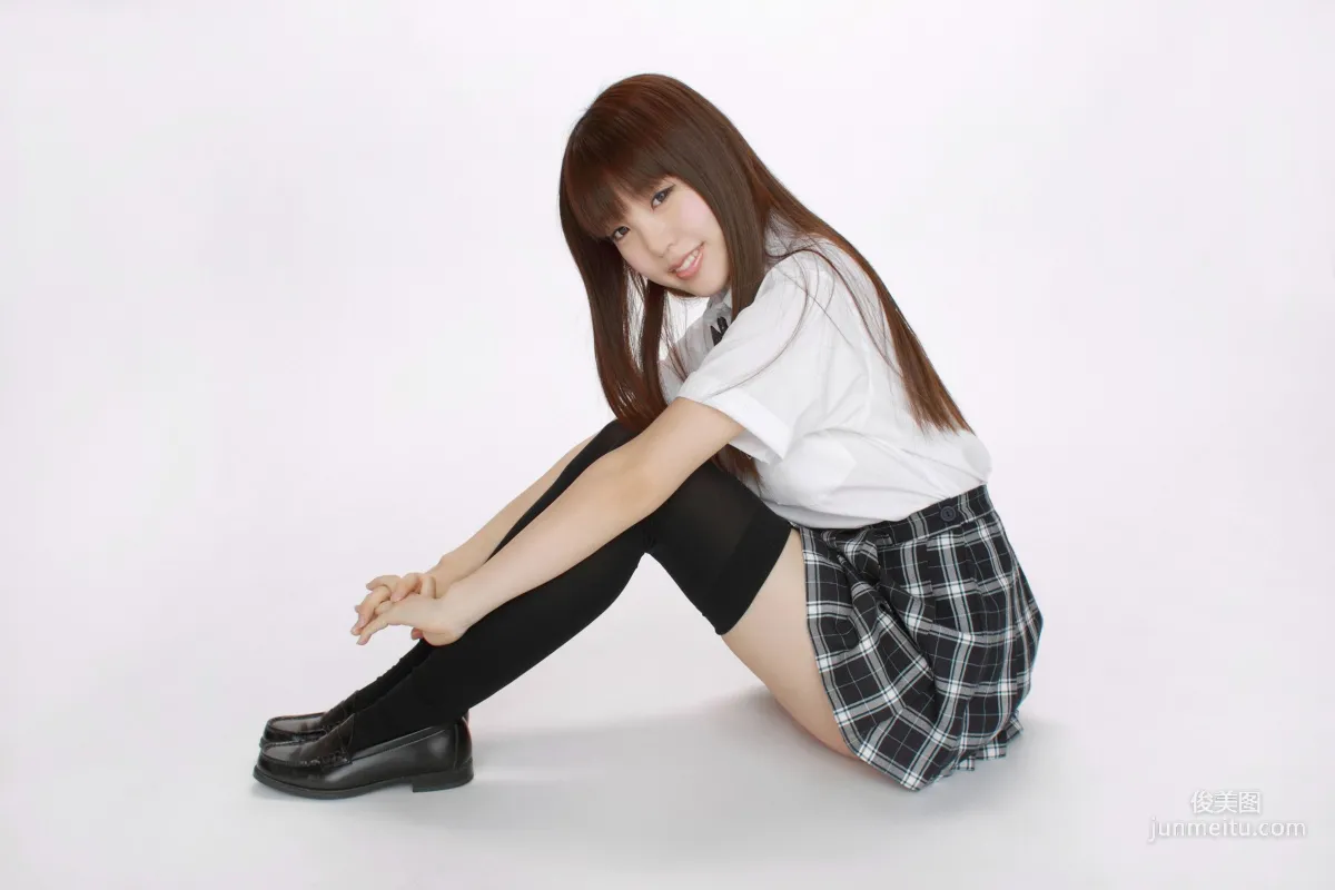 白石みずほ《B88cm!みにゃん入學!》寫真集 [YS Web] Vol.502 8