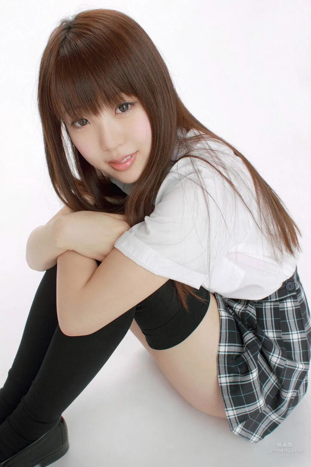 白石みずほ《B88cm!みにゃん入學!》寫真集 [YS Web] Vol.502 9
