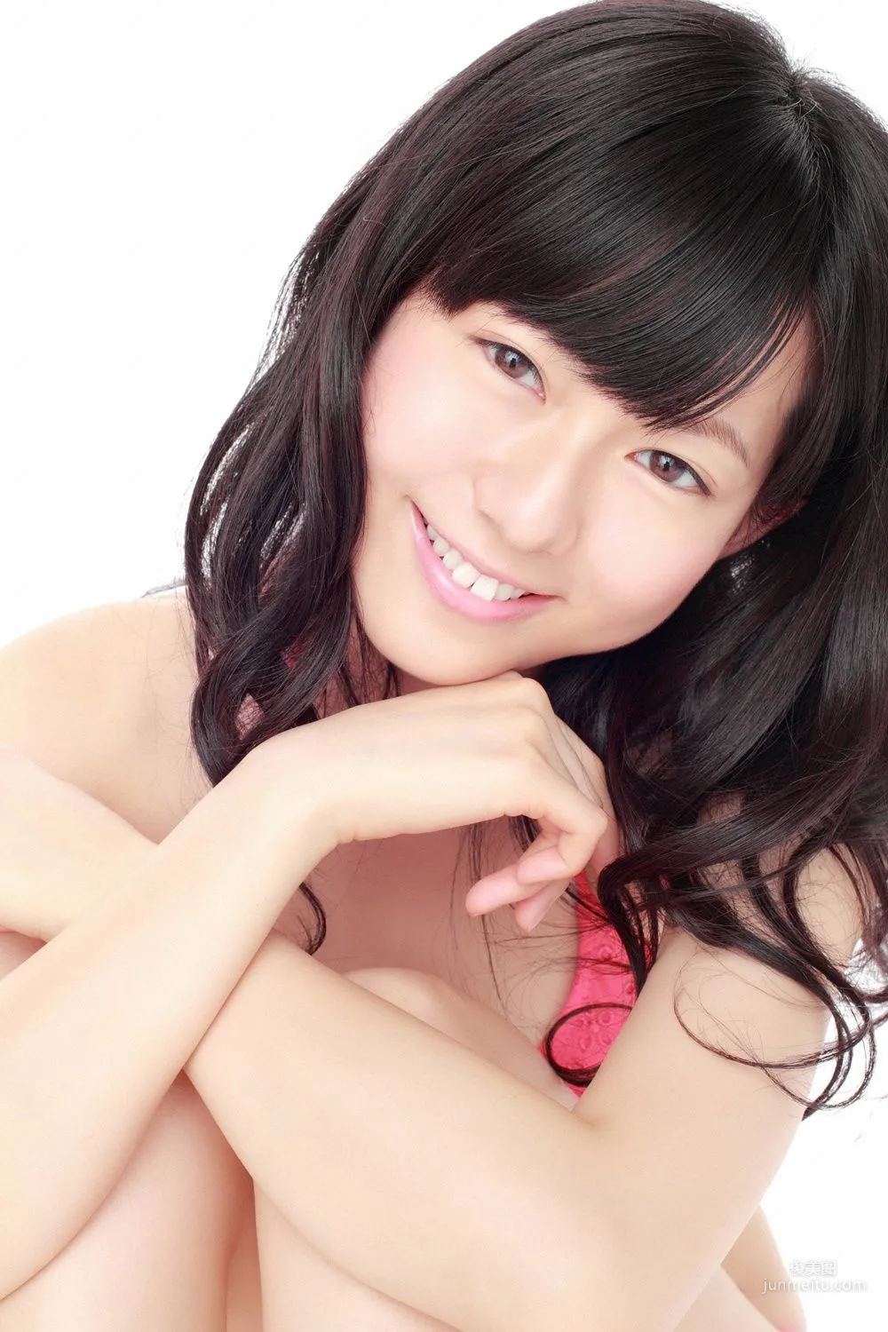 Natsumi Chiba, 17-Year-Old Half Girl Enrolls! Photo Set [YS Web] Vol.415 photo 33