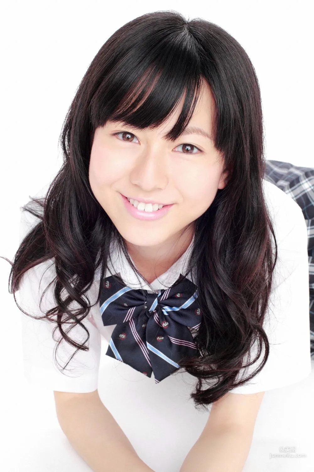 Natsumi Chiba, 17-Year-Old Half Girl Enrolls! Photo Set [YS Web] Vol.415 photo 14