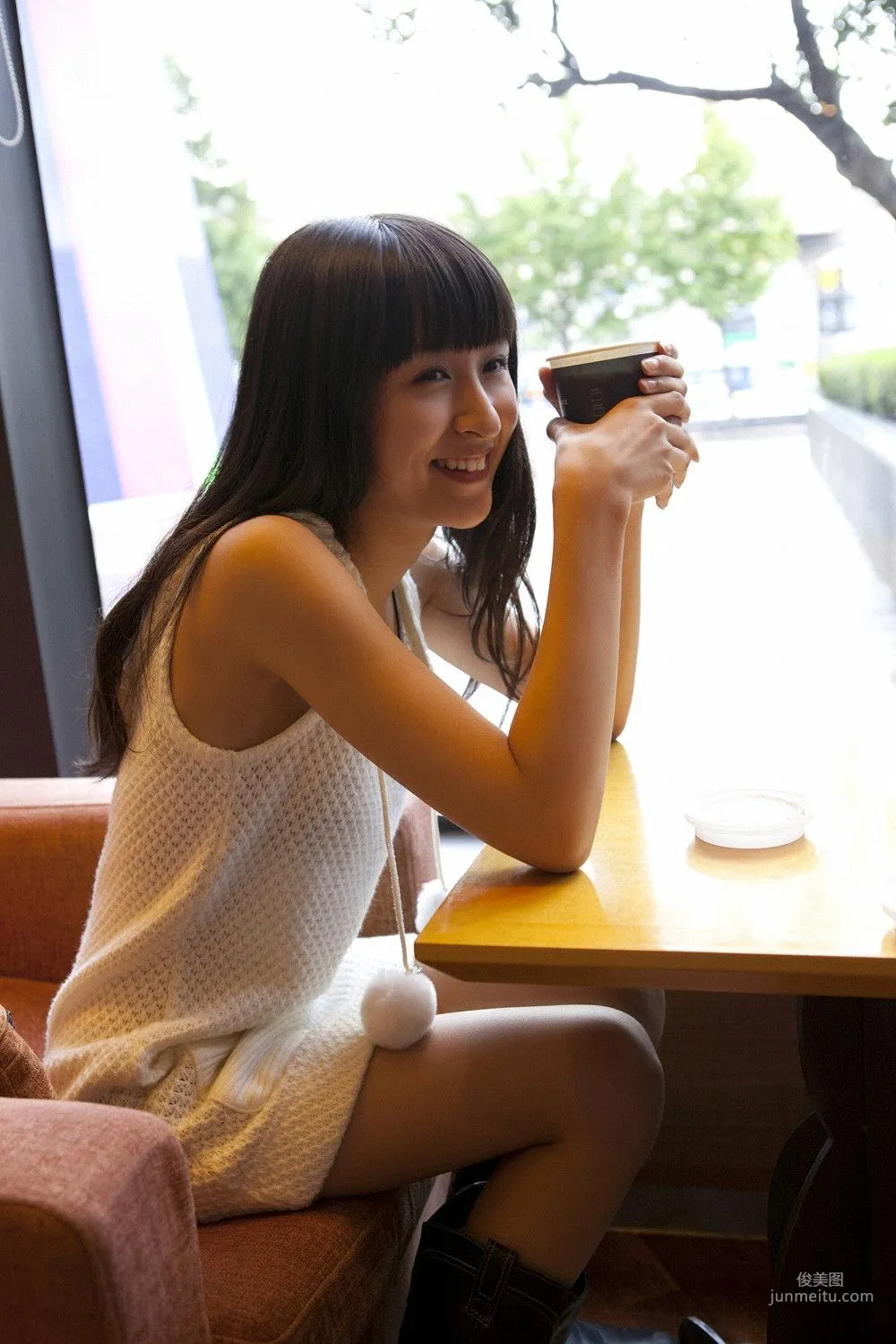 Mai Iriya Fell in Love in an Instant!! Photo Set [YS Web] Vol.386 photo 8