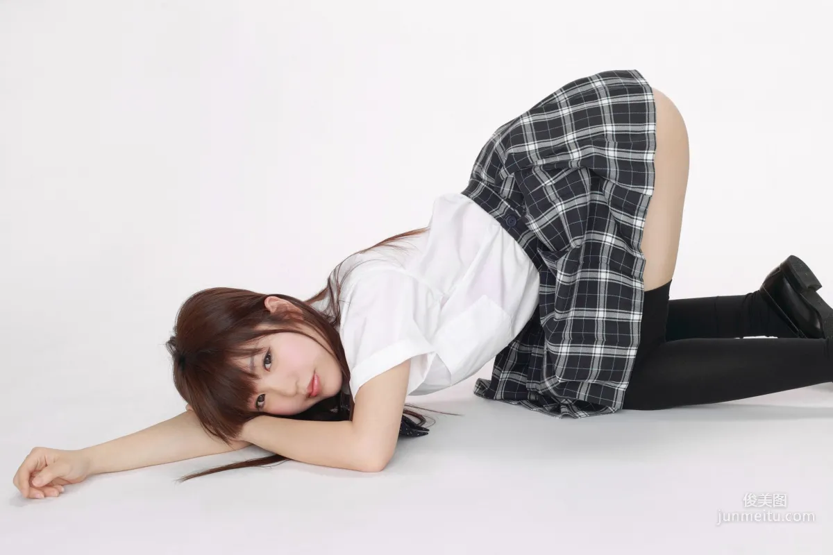 白石みずほ《B88cm!みにゃん入學!》寫真集 [YS Web] Vol.502 15