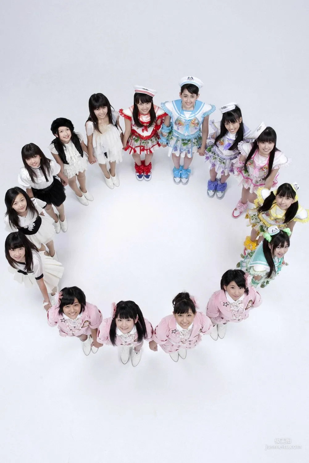 TOKYO JOSHIRYU Momoiro Clover, Smileage Tokyo Girls' Style Photo Set [YS Web] Vol.380 photo 8