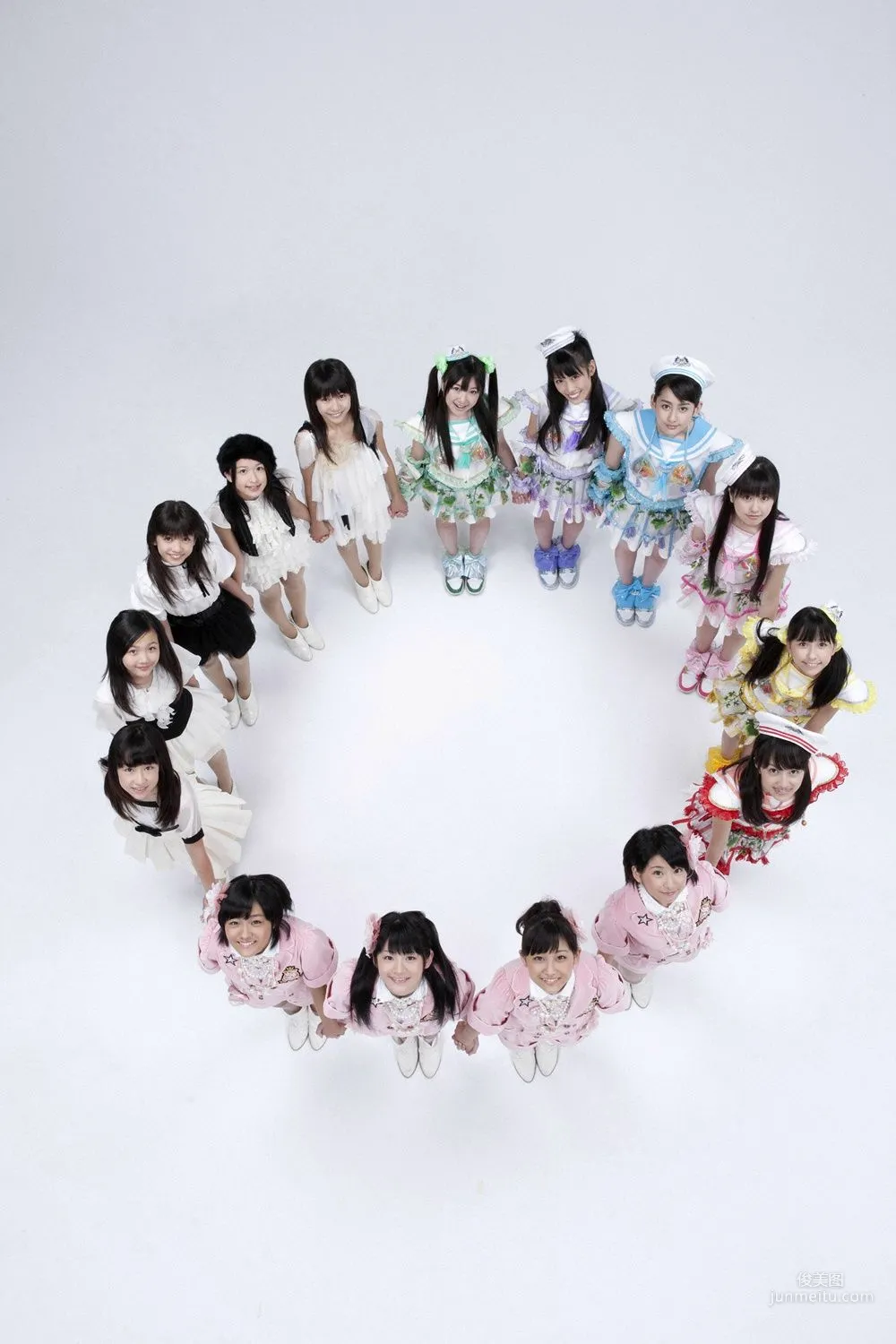 TOKYO JOSHIRYU Momoiro Clover, Smileage Tokyo Girls' Style Photo Set [YS Web] Vol.380 photo 7