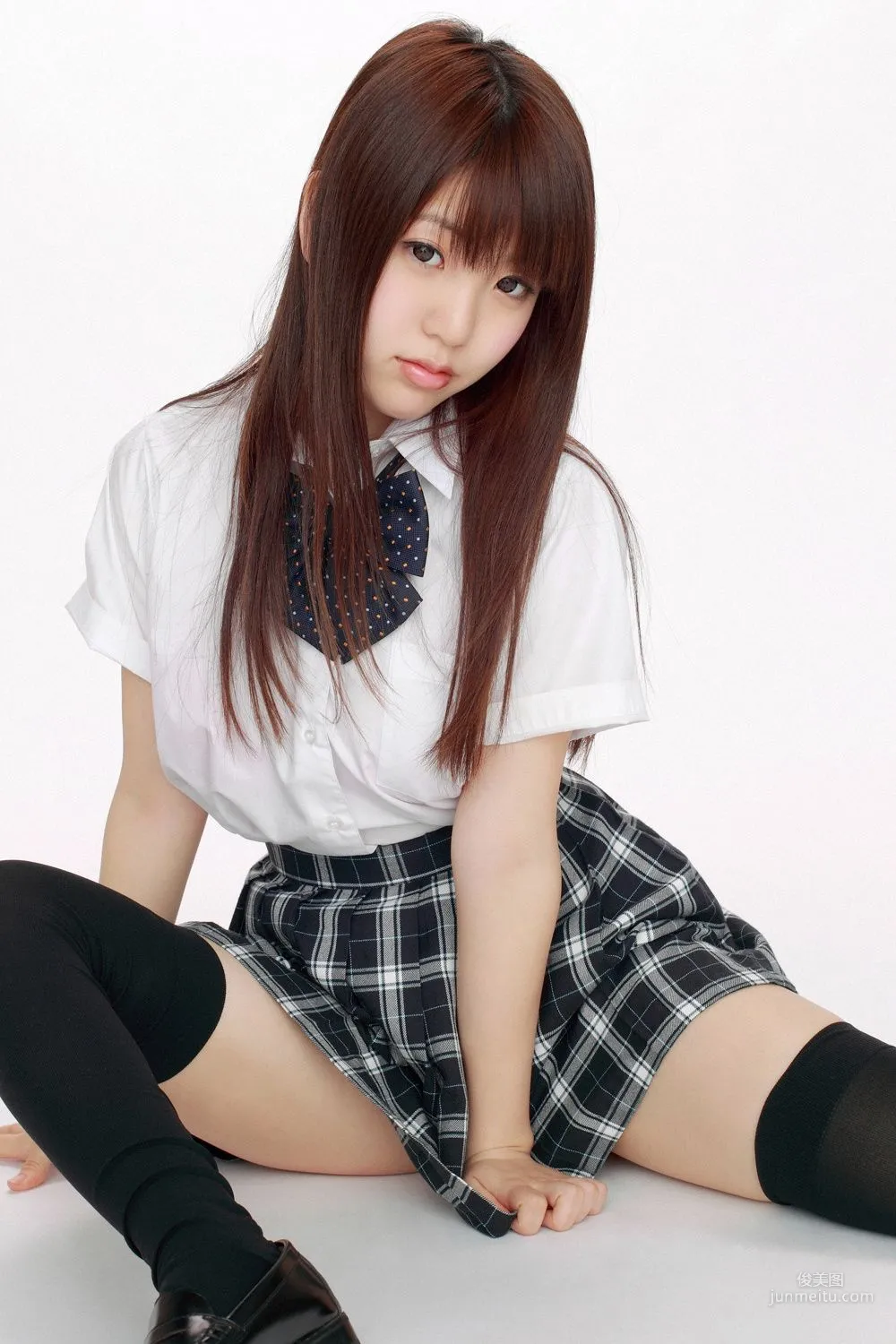 白石みずほ《B88cm!みにゃん入學!》寫真集 [YS Web] Vol.502 11
