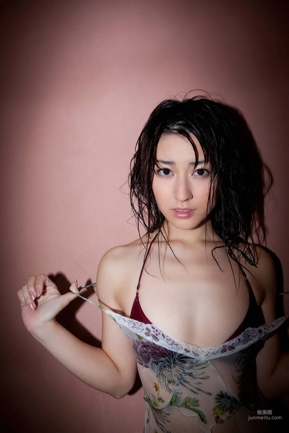 黒田有彩《才女のHOT SHOT!》寫真集 [YS Web] Vol.437 45