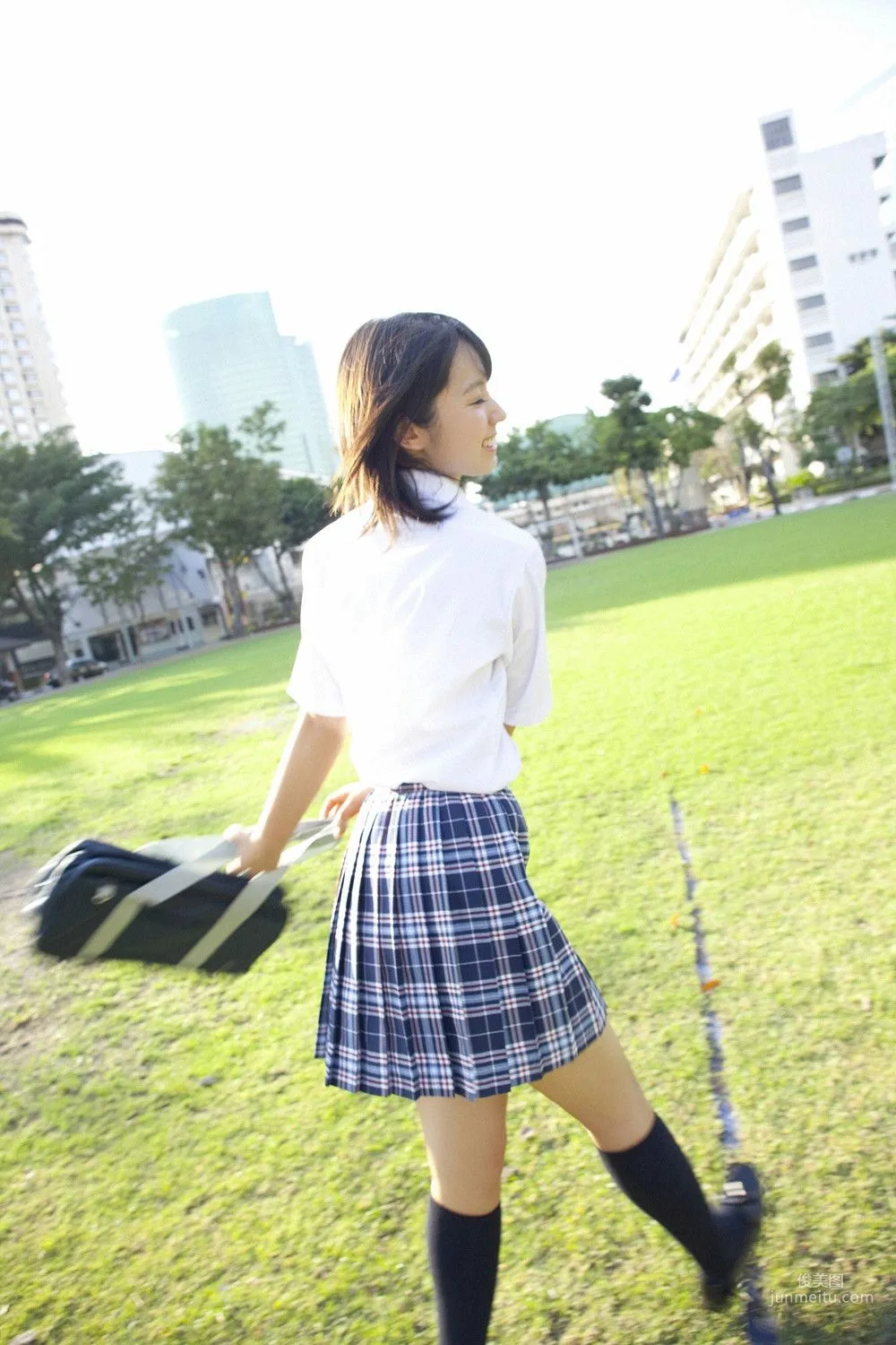 小池里奈《放課後ヒロイン》写真集 [YS Web] Vol.35225