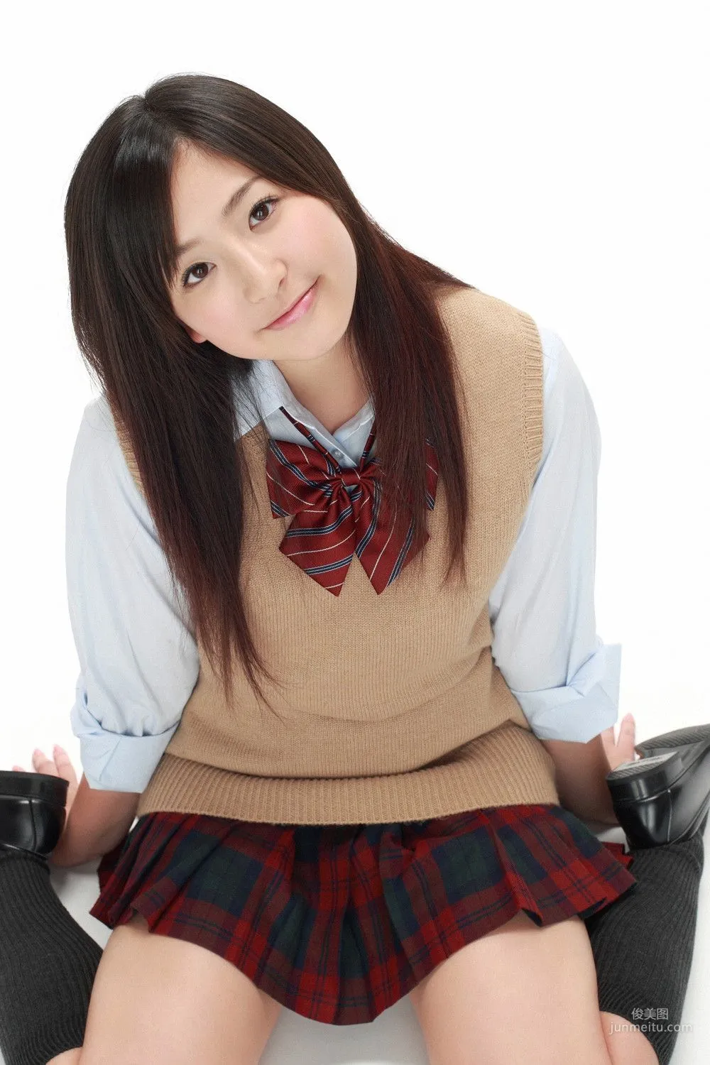 Yuri Murakami, Maiden Academy: New Gravure Queen Enrollment! Photo Set [YS Web] Vol.334 photo 8