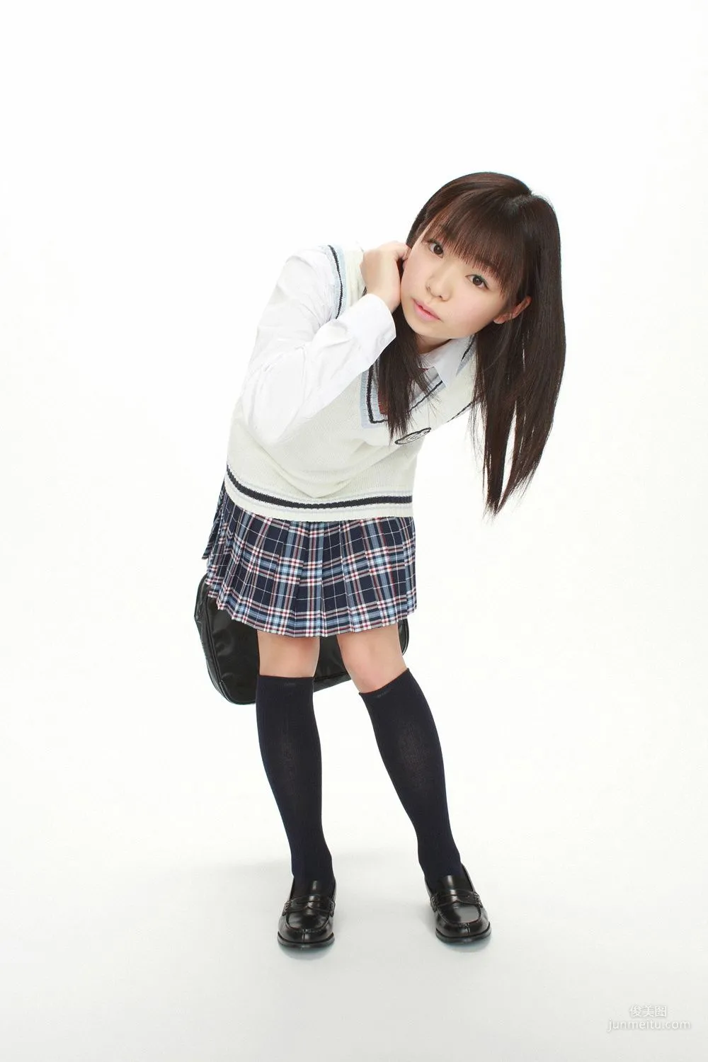 藍谷莉穂《乙女學院 どきどきシックスティーン入學！》寫真集 [YS Web] Vol.338 2