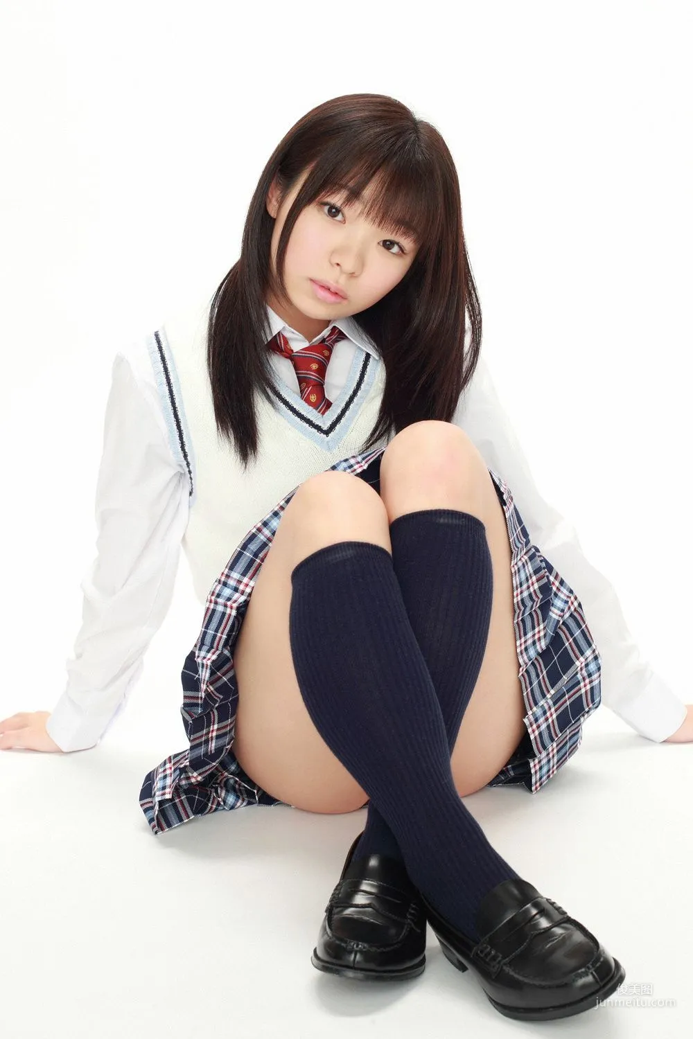 藍谷莉穂《乙女學院 どきどきシックスティーン入學！》寫真集 [YS Web] Vol.338 17
