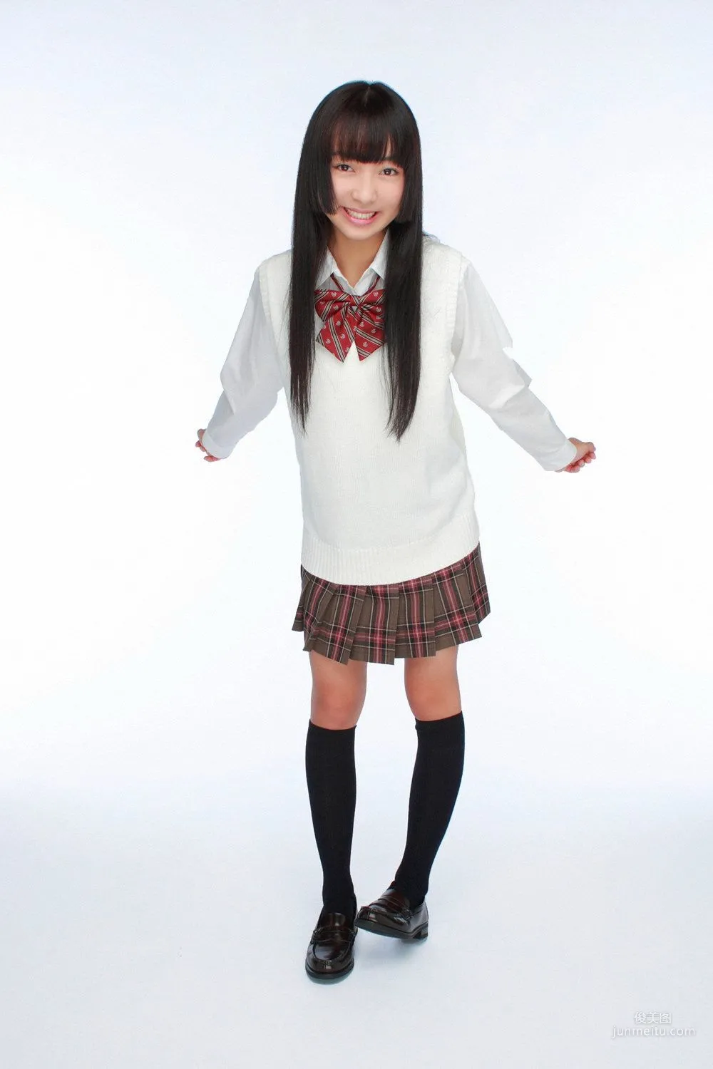 Kurumi Inoue UNDERAGE! Photo Set [YS Web] Vol.285 photo 2