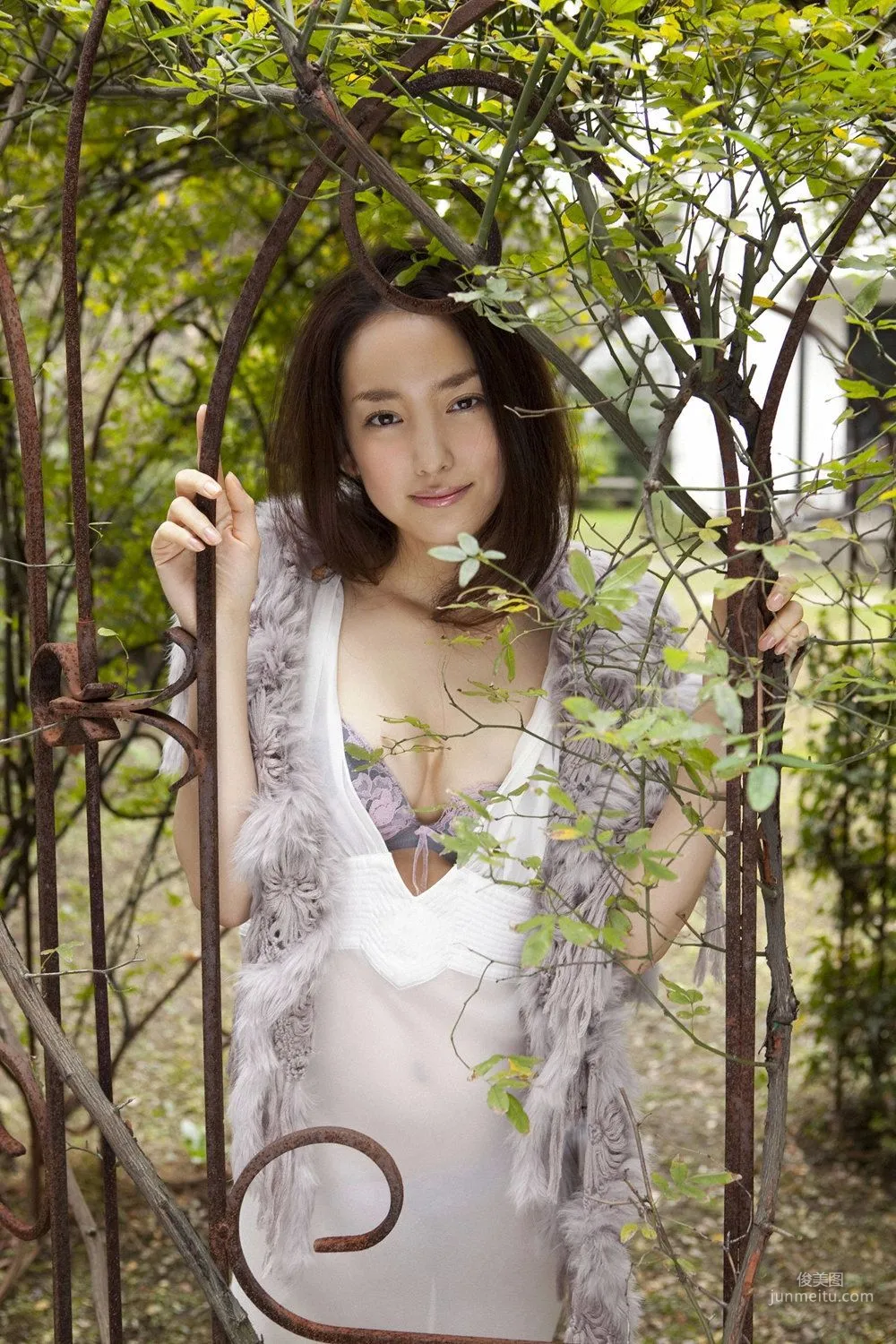 [YS Web] Vol.295 Natsuko Nagaike Photo Set photo 38