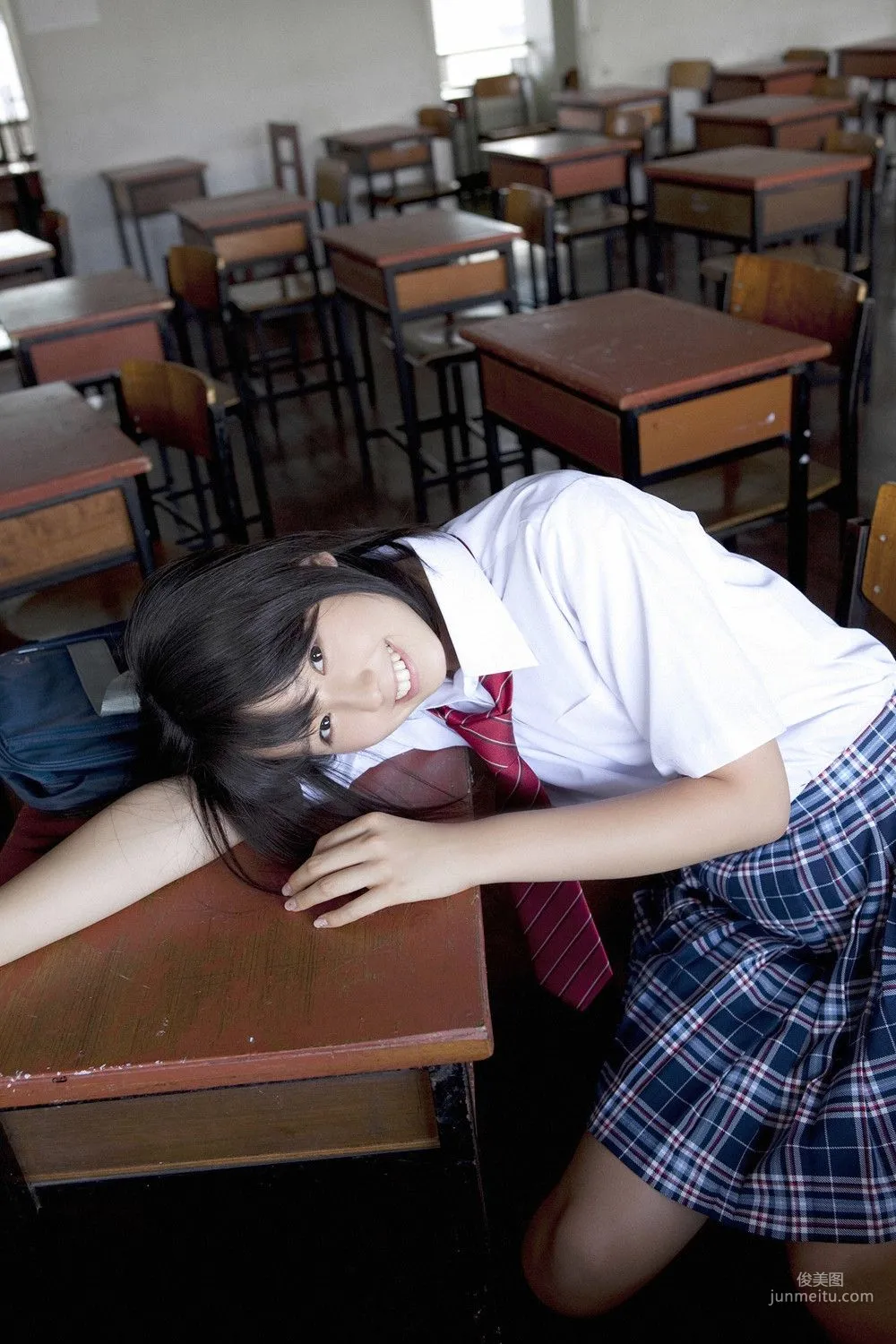 小池里奈《放課後ヒロイン》写真集 [YS Web] Vol.3525