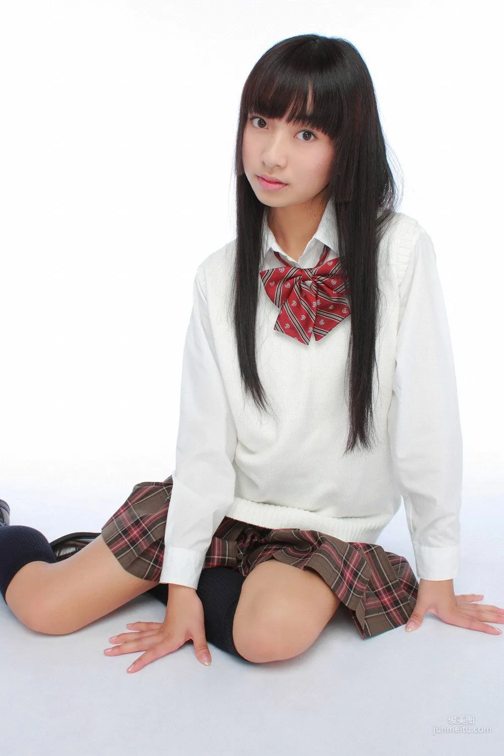 Kurumi Inoue UNDERAGE! Photo Set [YS Web] Vol.285 photo 23
