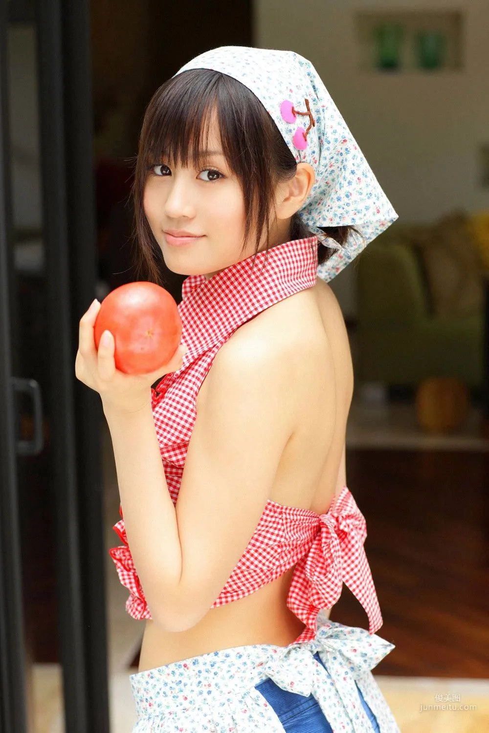前田敦子《4番センターあっちゃん登場》写真集 [YS Web] Vol.3301
