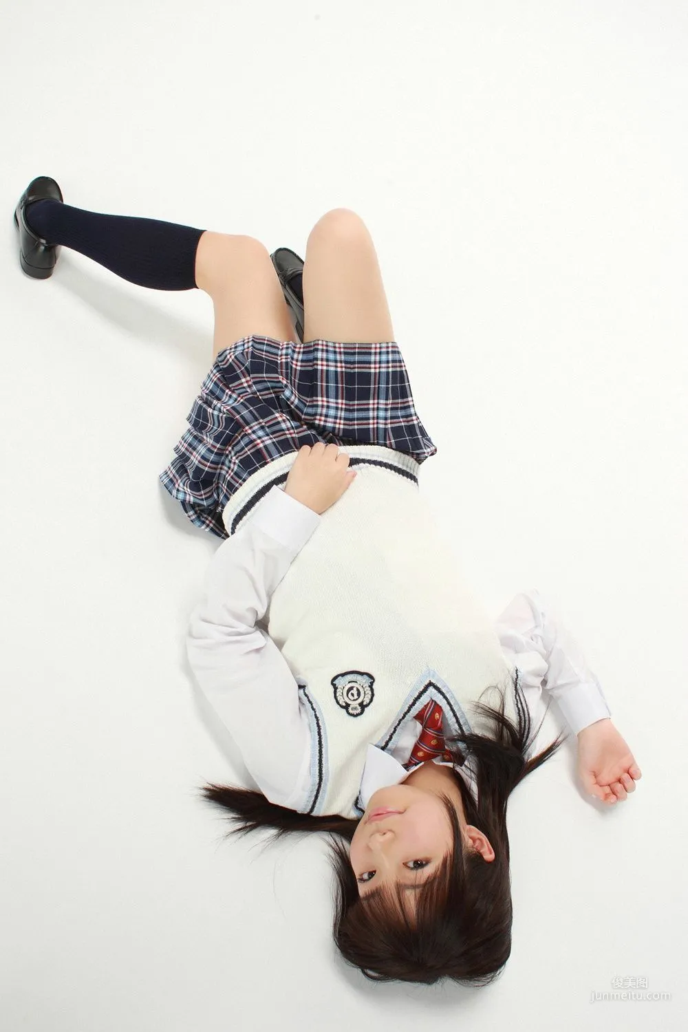 藍谷莉穂《乙女學院 どきどきシックスティーン入學！》寫真集 [YS Web] Vol.338 15