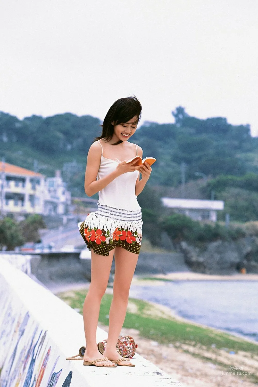 前田敦子《AKBのネ申、あっちゃん》寫真集 [YS Web] Vol.277 24