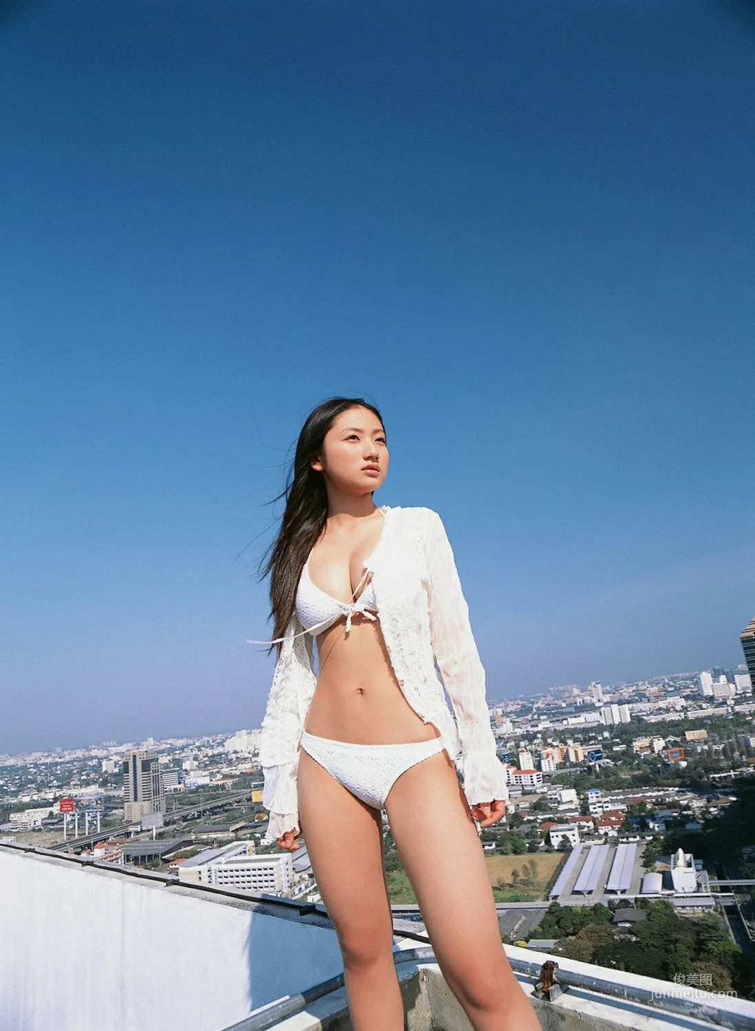 入江紗綾《Road~旅立ち~》写真集 [YS Web] Vol.2696