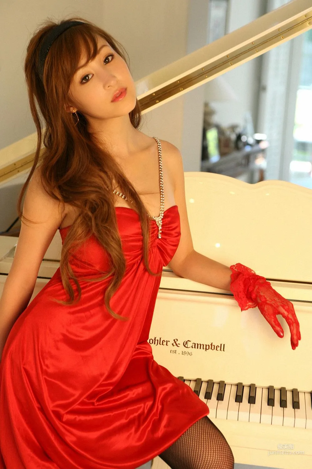 Ai Cherie HIP to HEART Photo Set [YS Web] Vol.283 photo 10
