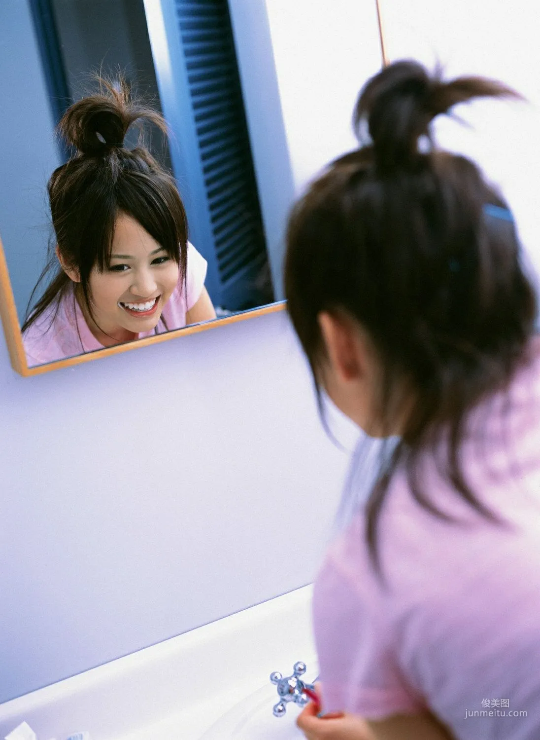 前田敦子《AKBのネ申、あっちゃん》寫真集 [YS Web] Vol.277 48