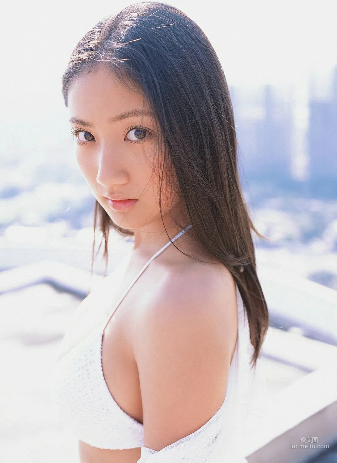 入江紗綾《Road~旅立ち~》写真集 [YS Web] Vol.2694