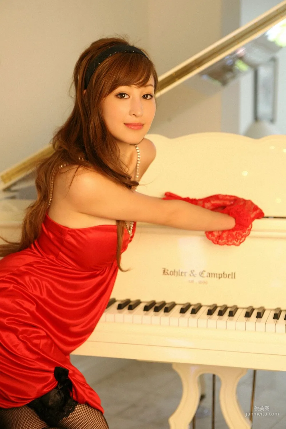 Ai Cherie HIP to HEART Photo Set [YS Web] Vol.283 photo 8