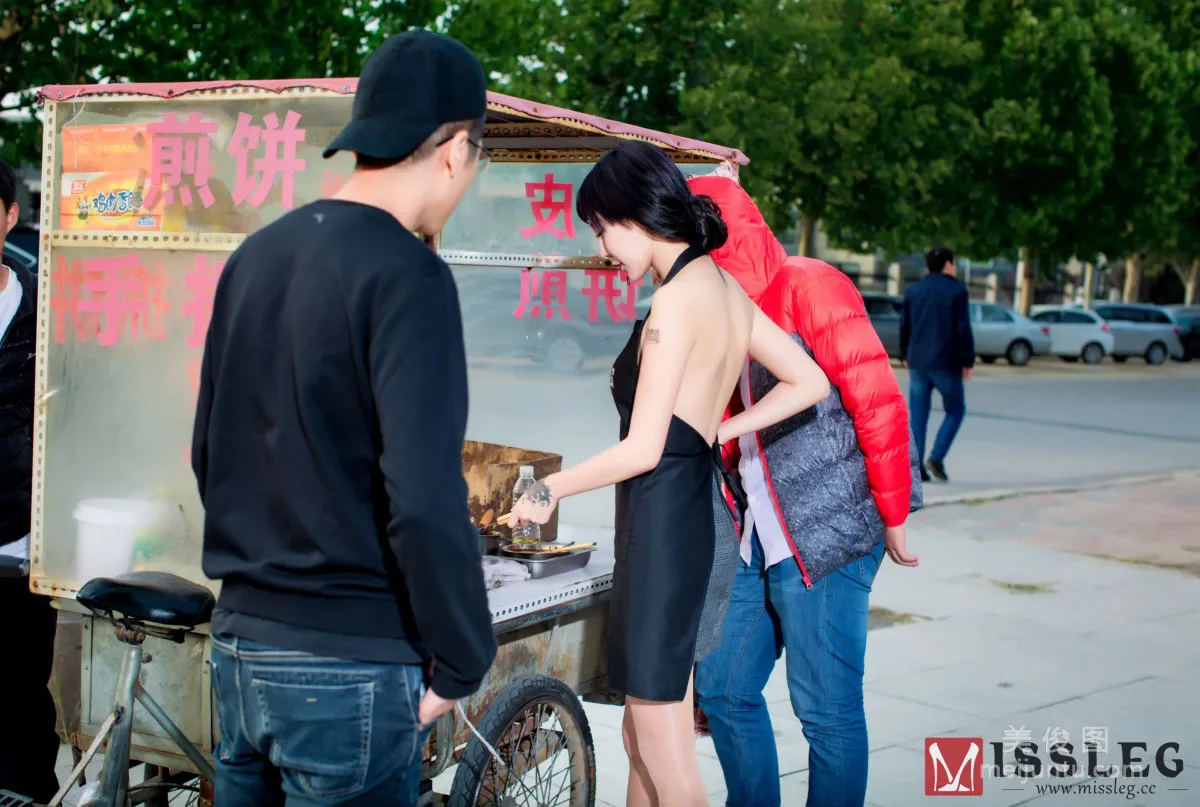 [蜜丝MISSLEG] V025 可可《出摊》 写真集8