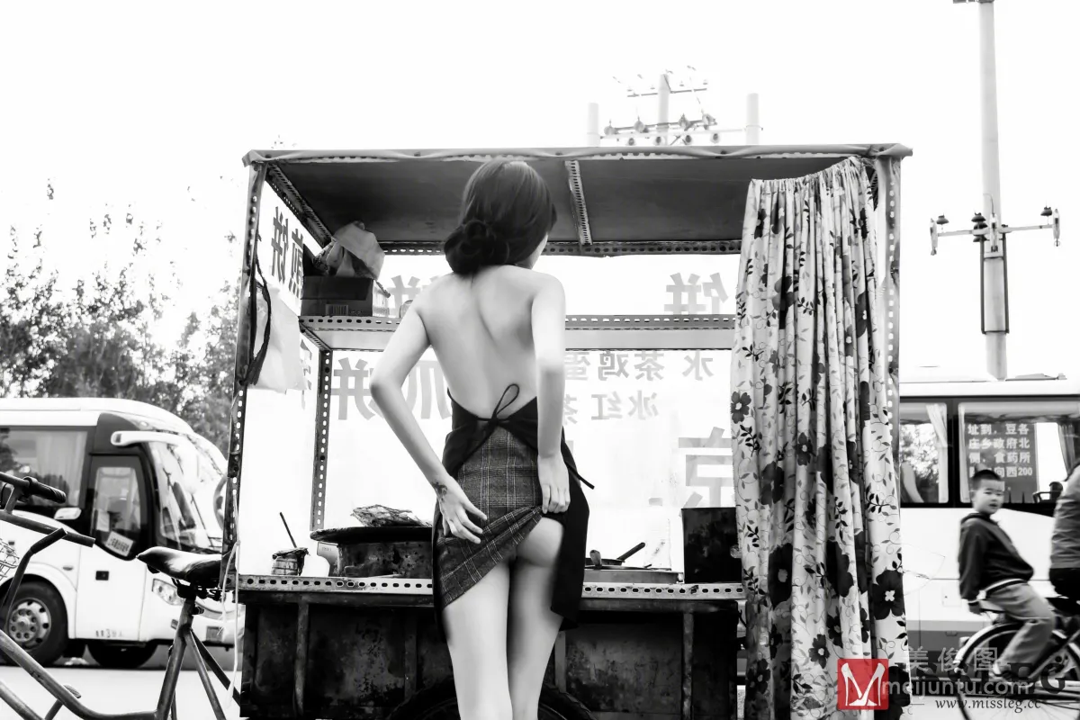 [蜜丝MISSLEG] V025 可可《出摊》 写真集17