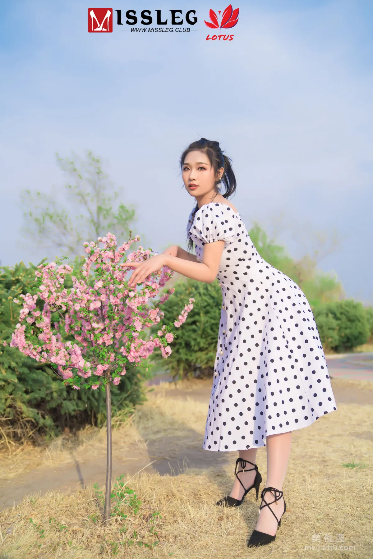 [MissLeg] M018 Xiaogui 3 Scenic Area Dancer Photo Set photo 57