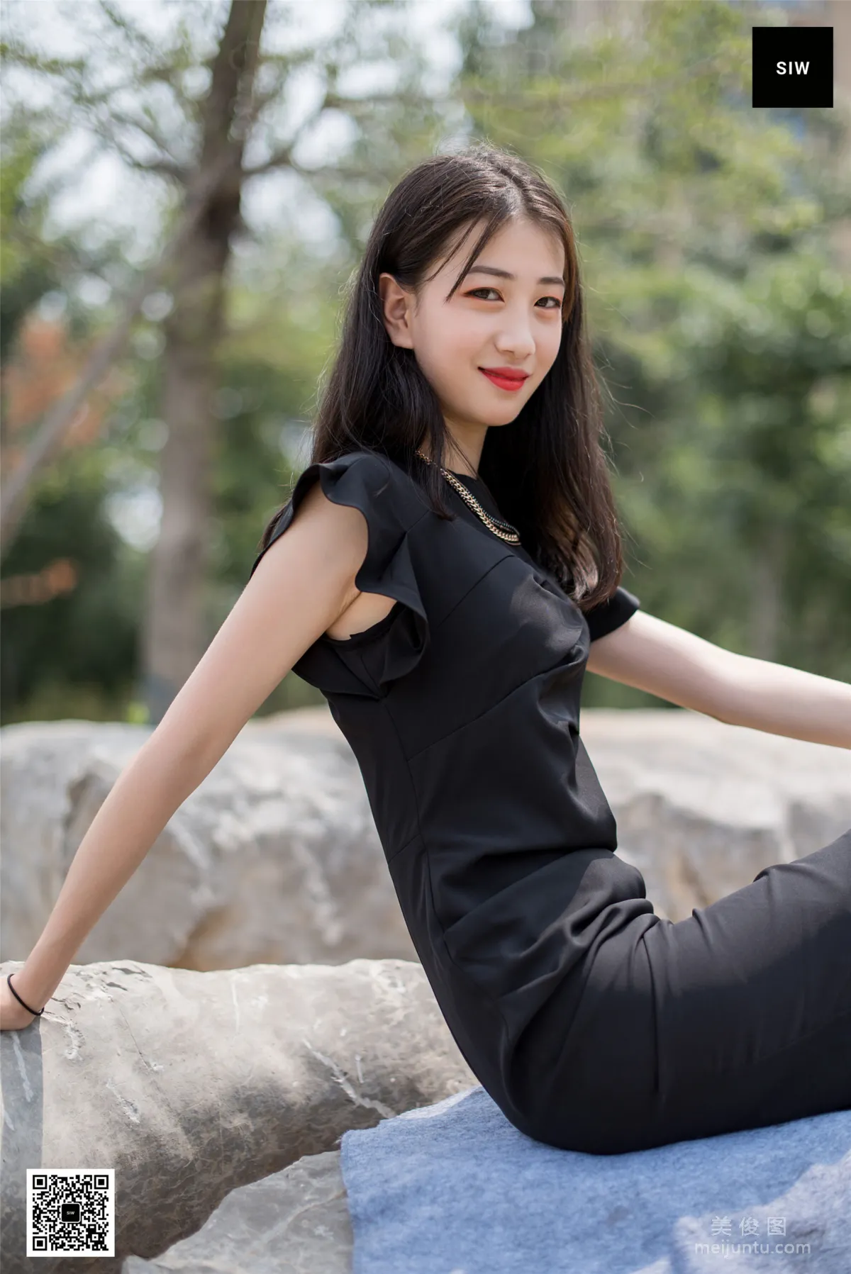[斯文傳媒SIW] 雯靜 《石上美人》 寫真集 9