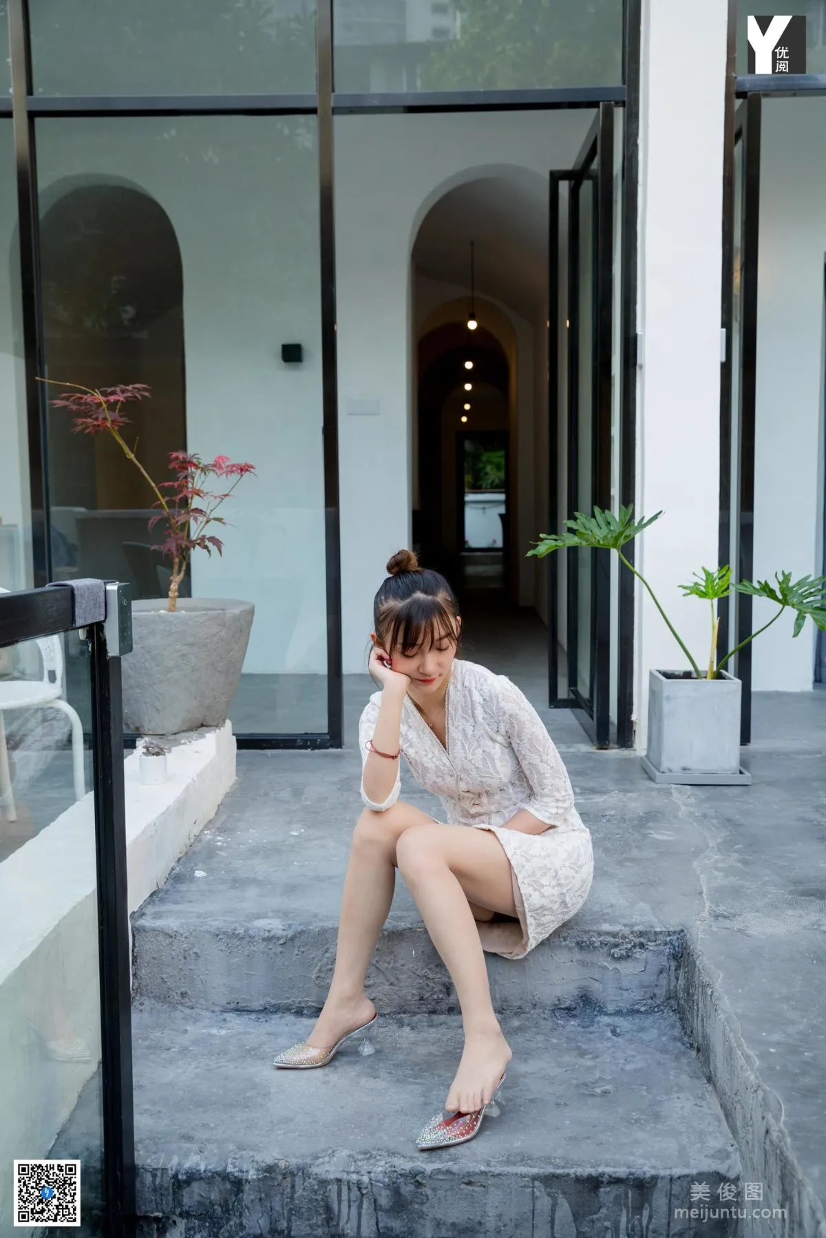 [异思趣向IESS] 模特 秋秋 《女友的家门口》 写真集55