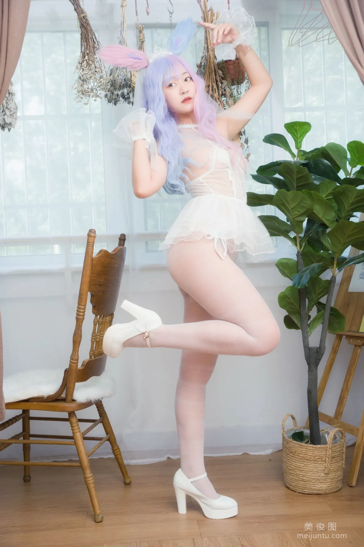 美女Coser大碗排面 《婚纱兔白丝婚纱》 写真集2