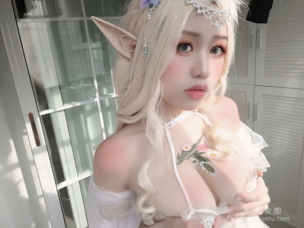 [美女Coser] 一笑芳香沁 《少女與花》 寫真集 10