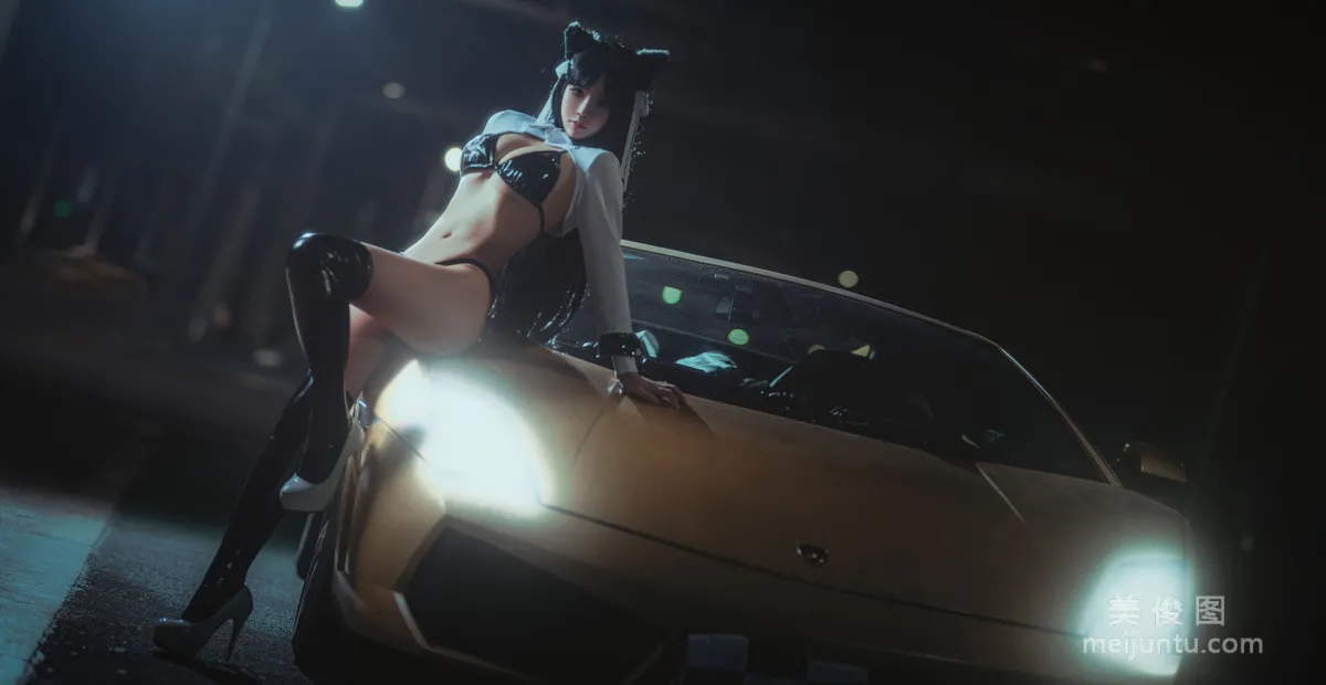 抱走莫子aa 《賽車女郎》 寫真集 2