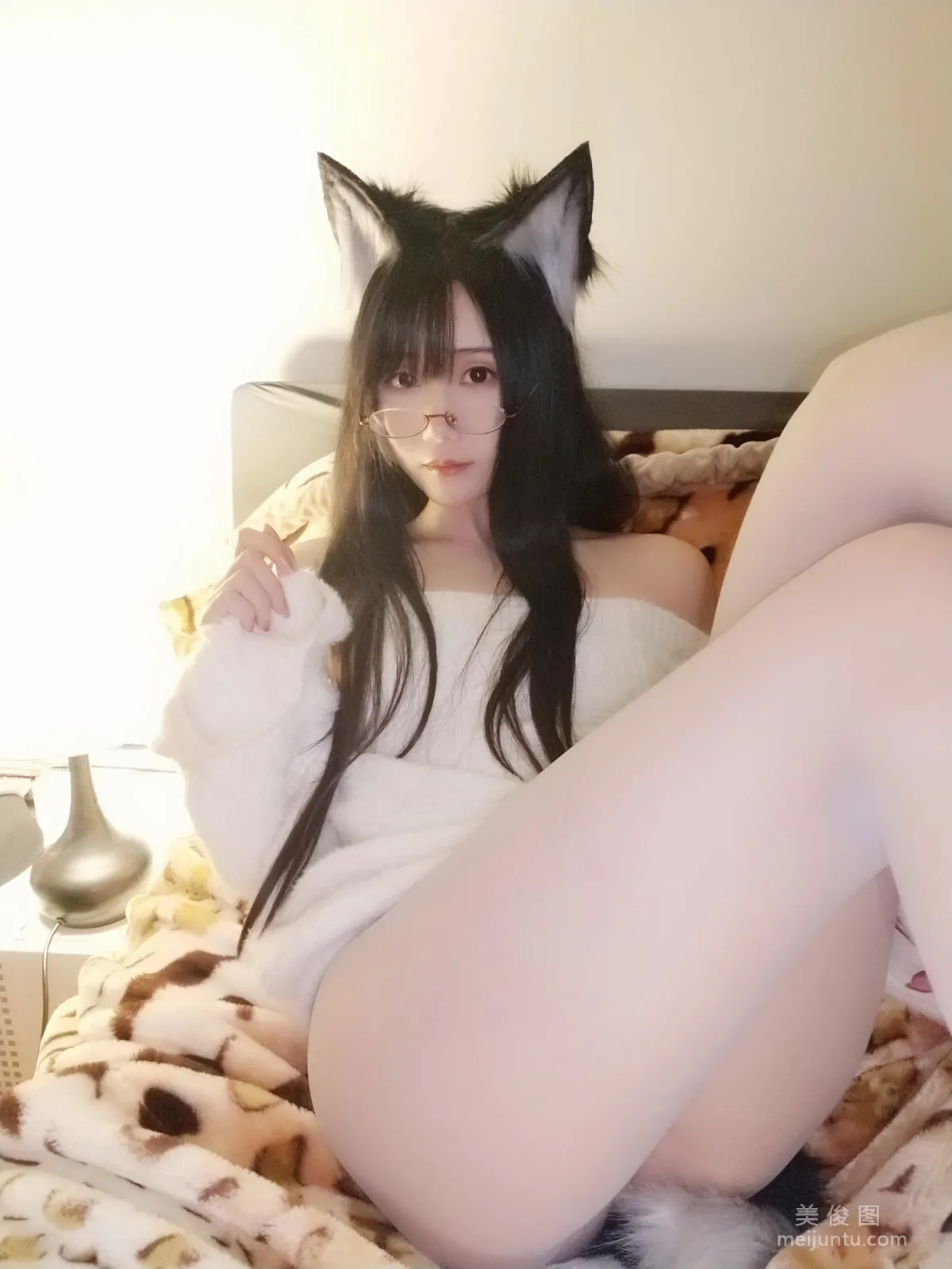 曉美媽(晓美嫣) 《拆家二哈》 写真集2