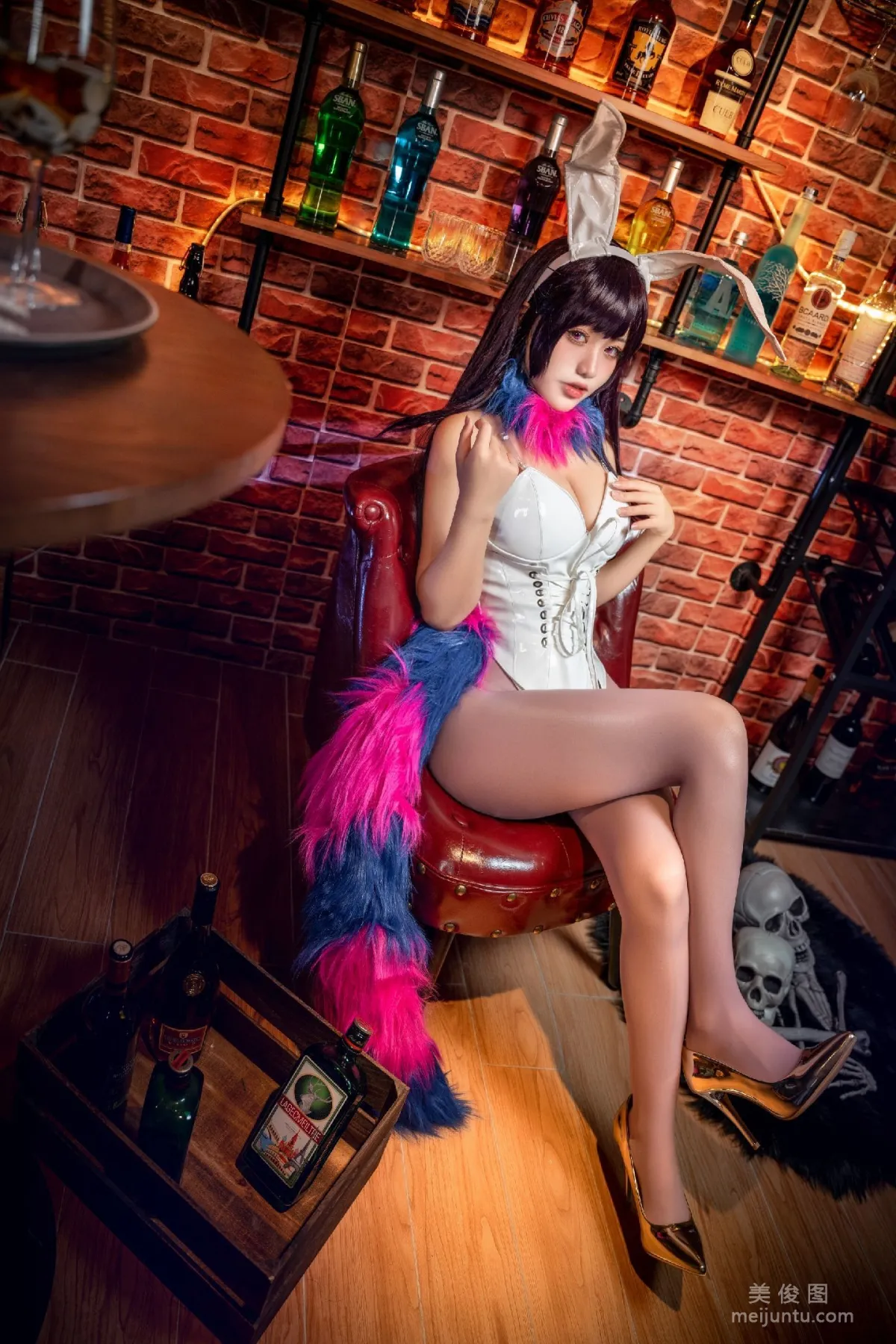 Yixiao Fangxiang Qin Demon Sister Photo Set photo 2