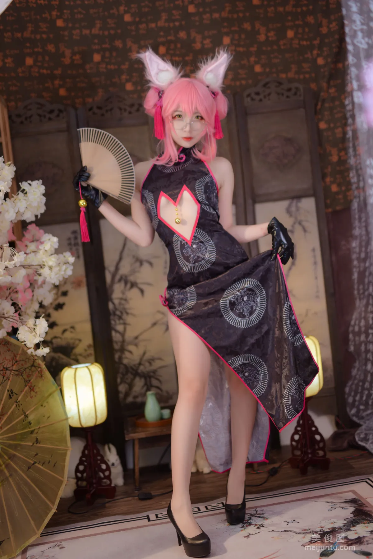 二佐Nisa 《Fate旗袍狐》 寫真集 2
