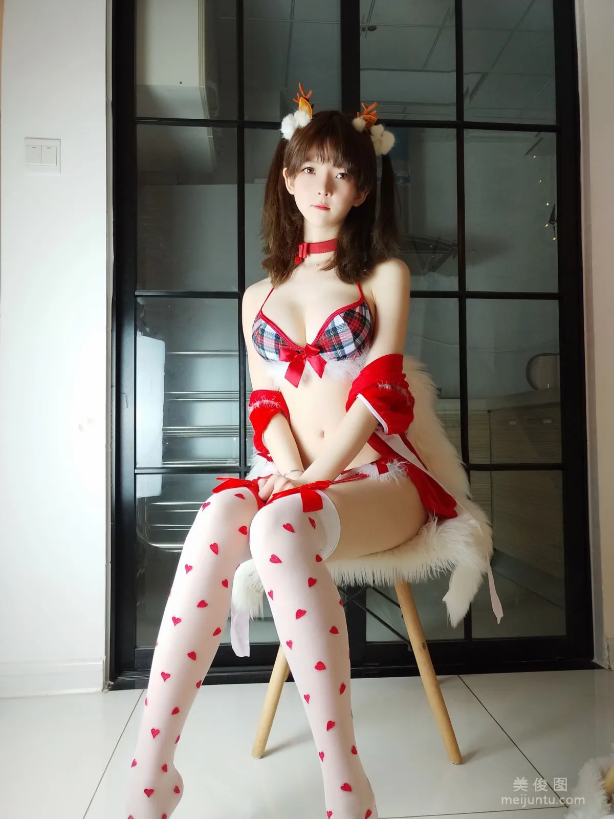 Yixiao Yangze: Web Idols photo 5